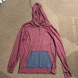 Retrofit Brand MFG, Large, Red thin pullover hooded.